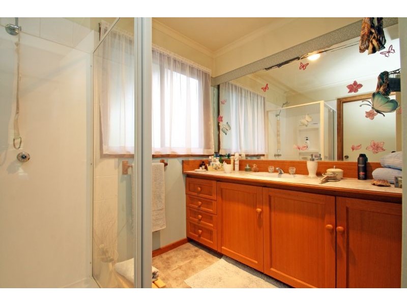 130 St Ellens Road, Mirboo North VIC 3871