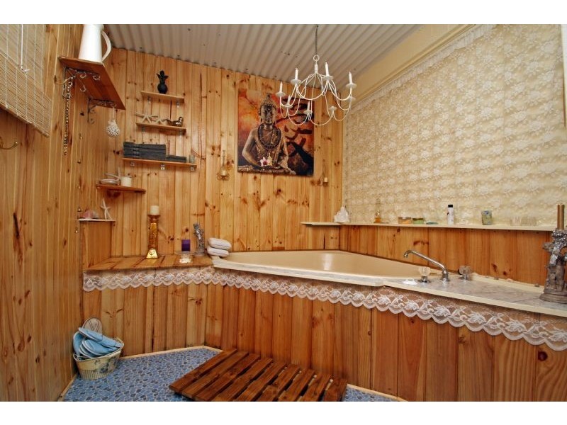 130 St Ellens Road, Mirboo North VIC 3871