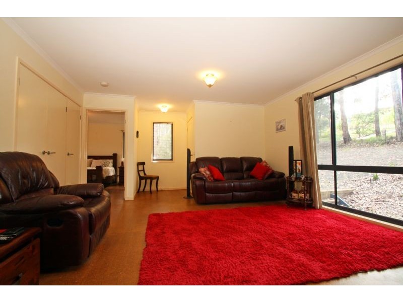 7 Wells Road, Mirboo North VIC 3871