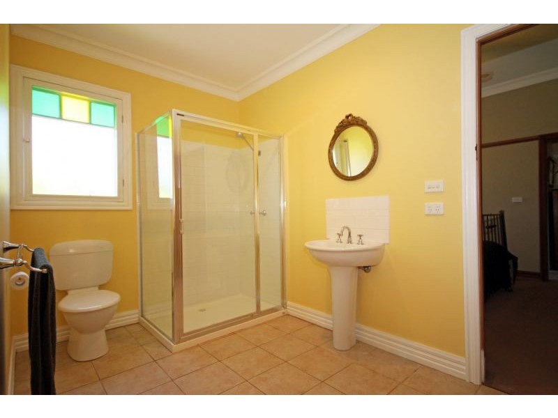 3 Couper Street, Mirboo North VIC 3871