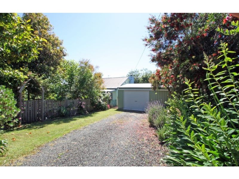 7 Murray Street, Mirboo North VIC 3871