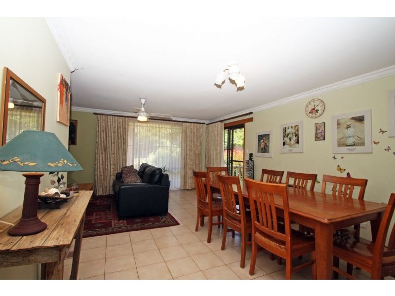 31 Giles Street, Mirboo North VIC 3871