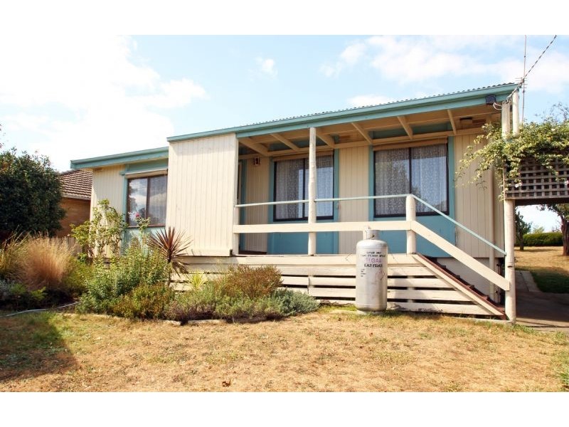 23 Murray Street, Mirboo North VIC 3871