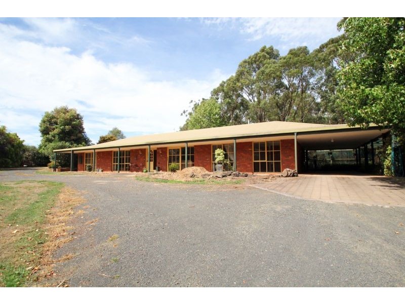 24 Old Thorpdale Road, Mirboo North VIC 3871