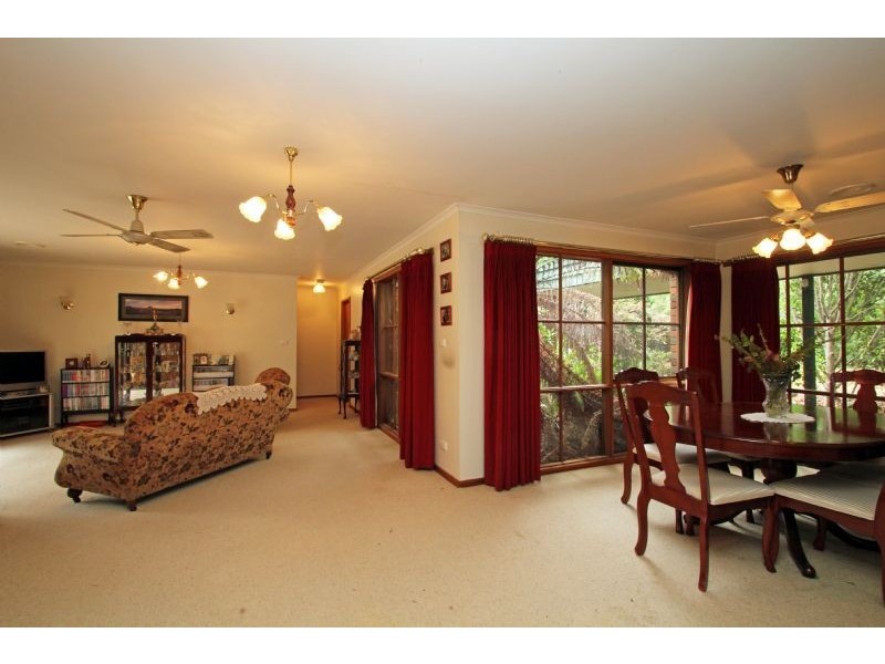 24 Old Thorpdale Road, Mirboo North VIC 3871