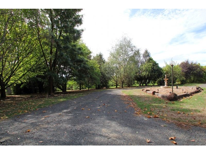 24 Old Thorpdale Road, Mirboo North VIC 3871