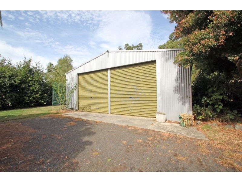 24 Old Thorpdale Road, Mirboo North VIC 3871
