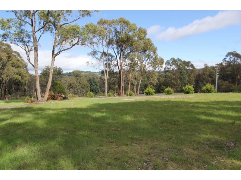 9 Muirhead Drive, Mirboo North VIC 3871