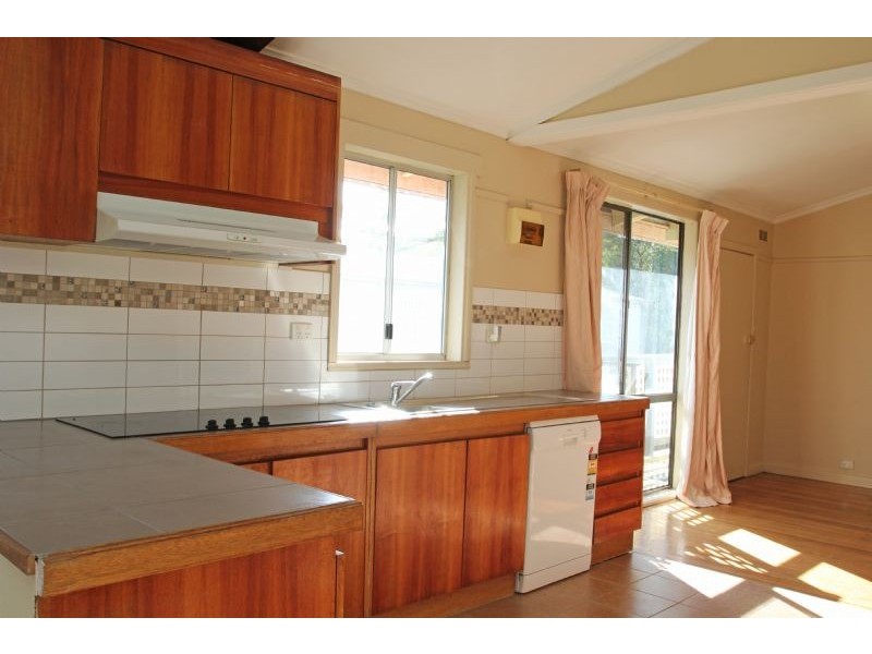 2 Murray Street, Mirboo North VIC 3871