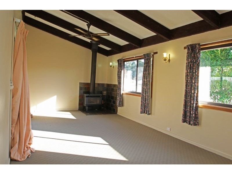 2 Murray Street, Mirboo North VIC 3871