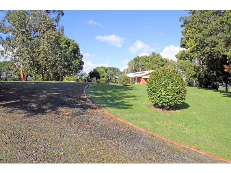 205 Clear Creek Valley Road, Mirboo North VIC 3871