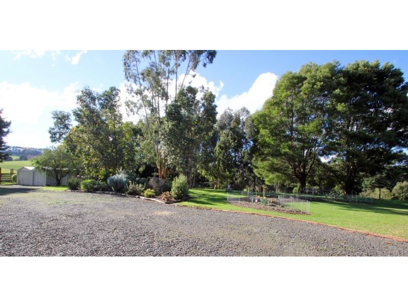 205 Clear Creek Valley Road, Mirboo North VIC 3871