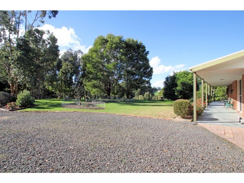 205 Clear Creek Valley Road, Mirboo North VIC 3871