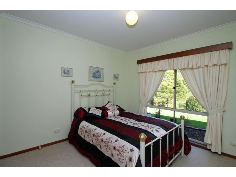 205 Clear Creek Valley Road, Mirboo North VIC 3871