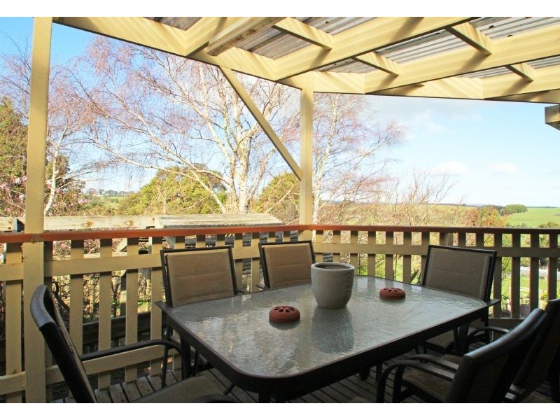 16-18 Farmers street, Mirboo North VIC 3871