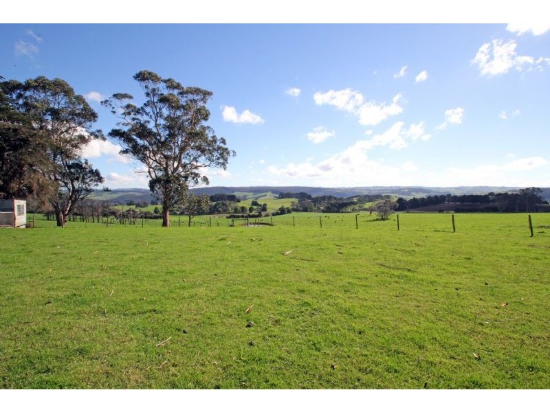 60 St Ellens Road, Mirboo North VIC 3871