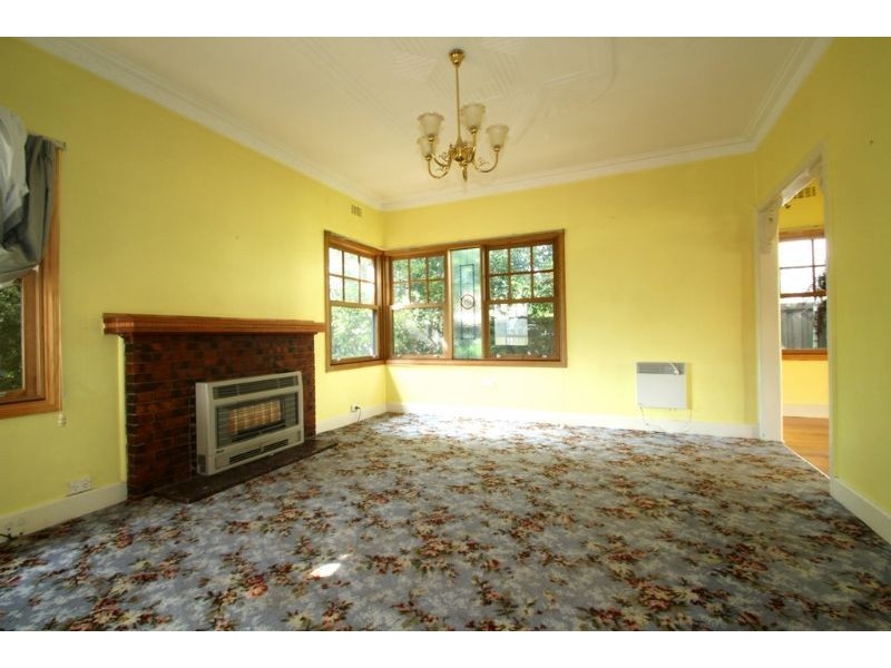 12 Baromi Road, Mirboo North VIC 3871