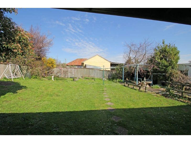 12 Baromi Road, Mirboo North VIC 3871