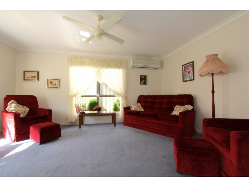 7 Grandridge East, Mirboo North VIC 3871