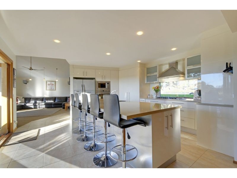 864 Darlimurla Road, Boolarra VIC 3870