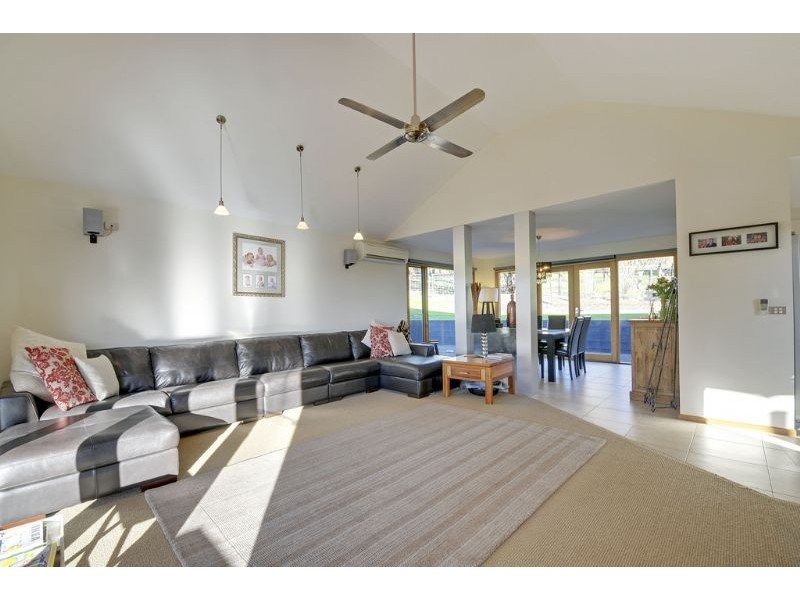 864 Darlimurla Road, Boolarra VIC 3870