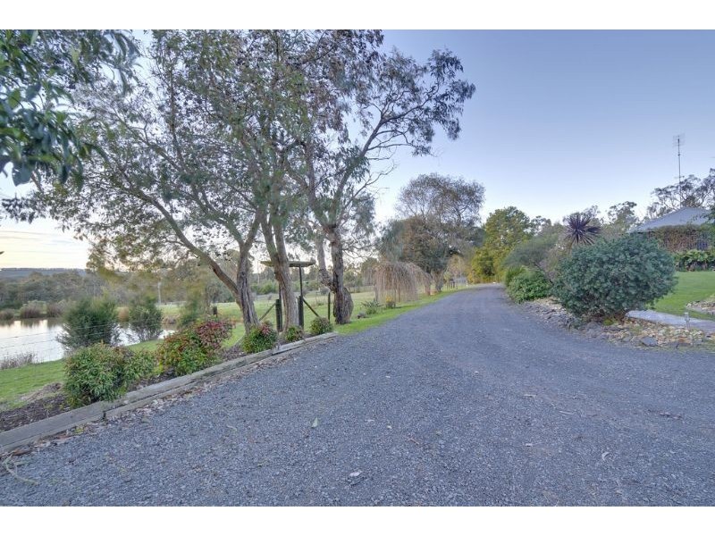 864 Darlimurla Road, Boolarra VIC 3870