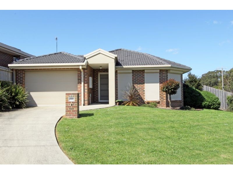 2/9 Grandridge East, Mirboo North VIC 3871