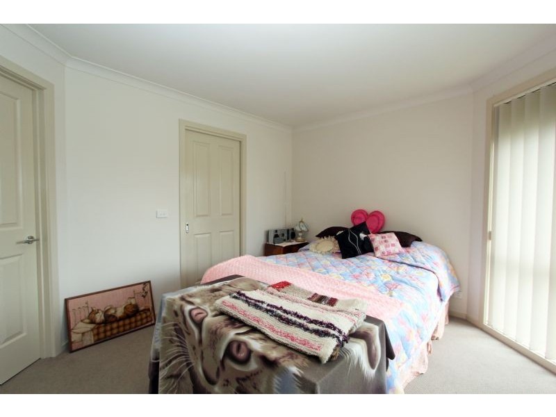 2/9 Grandridge East, Mirboo North VIC 3871