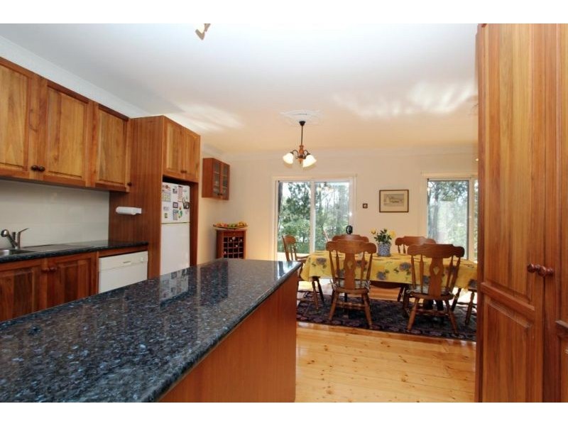 11 Balook Street, Mirboo North VIC 3871