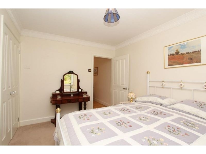 11 Balook Street, Mirboo North VIC 3871