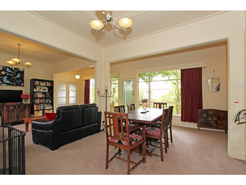 10 Giles Street, Mirboo North VIC 3871