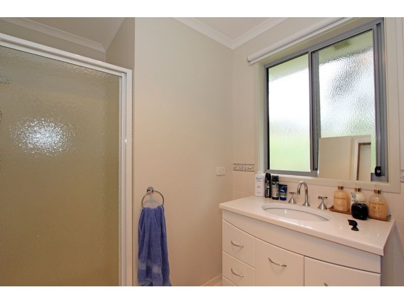 17 Eldon Court, Mirboo North VIC 3871