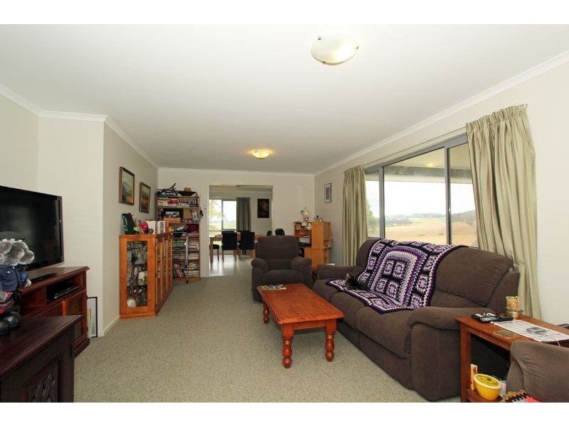 17 Eldon Court, Mirboo North VIC 3871