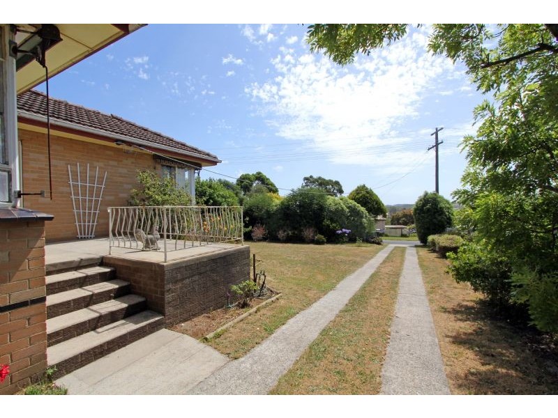 21 Murray Street, Mirboo North VIC 3871