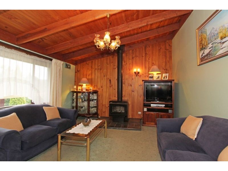 1 Thorpdale Road, Mirboo North VIC 3871