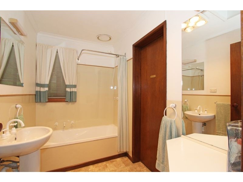 1 Thorpdale Road, Mirboo North VIC 3871