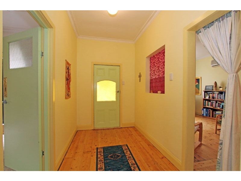 5 Giles street, Mirboo North VIC 3871