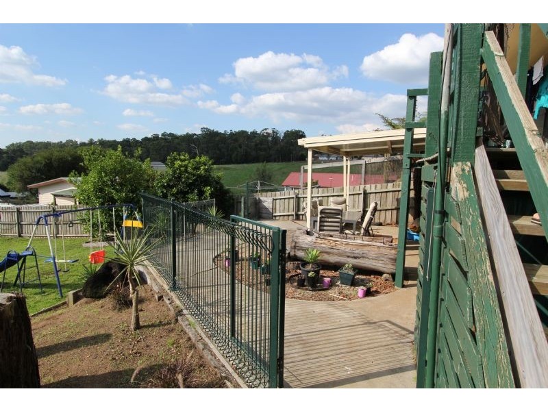5 Allen Street, Mirboo North VIC 3871