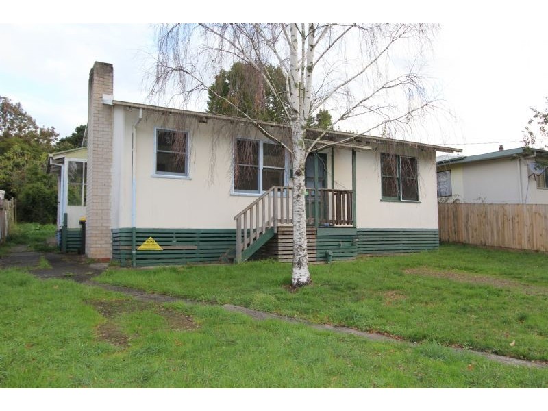 26 Inglis Avenue, Mirboo North VIC 3871
