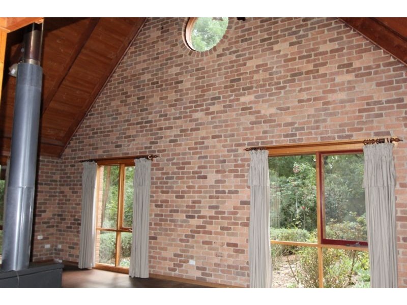 15 Walkers Road, Mirboo VIC 3871