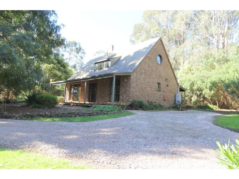 15 Walkers Road, Mirboo VIC 3871