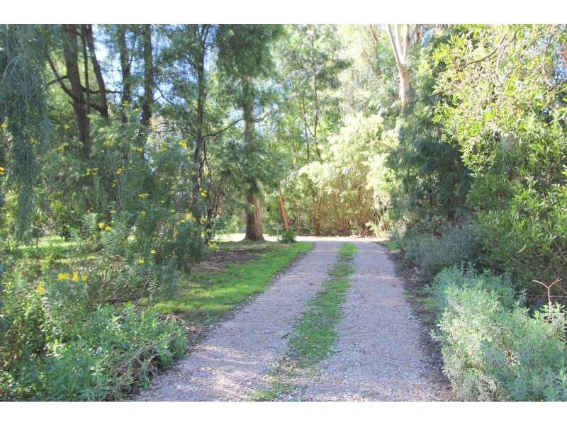 15 Walkers Road, Mirboo VIC 3871