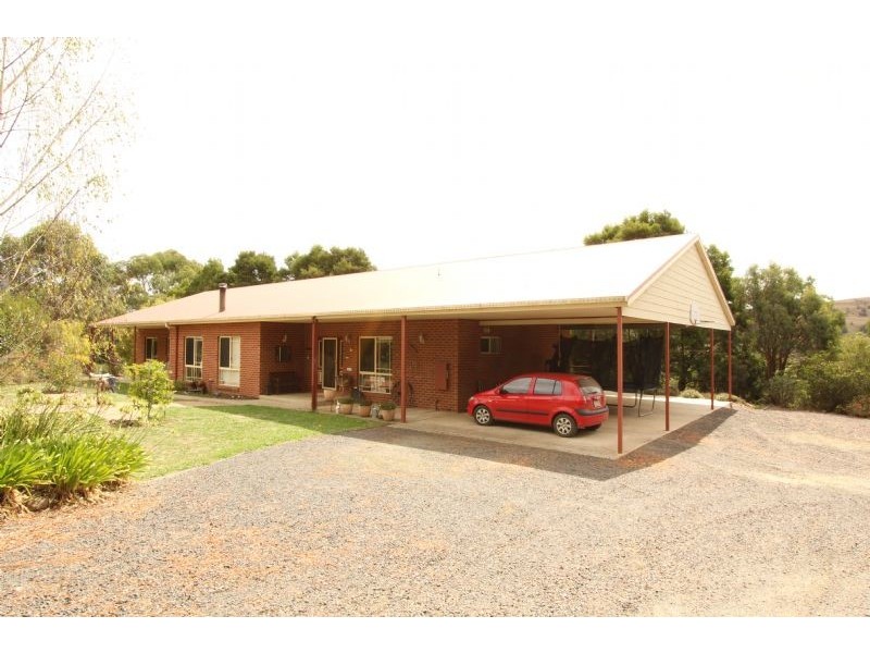 145 Peters Lane, Mirboo North VIC 3871