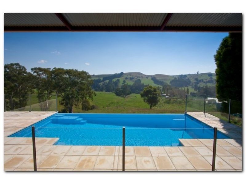 145 Peters Lane, Mirboo North VIC 3871