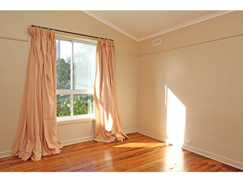 2 Murray Street, Mirboo North VIC 3871