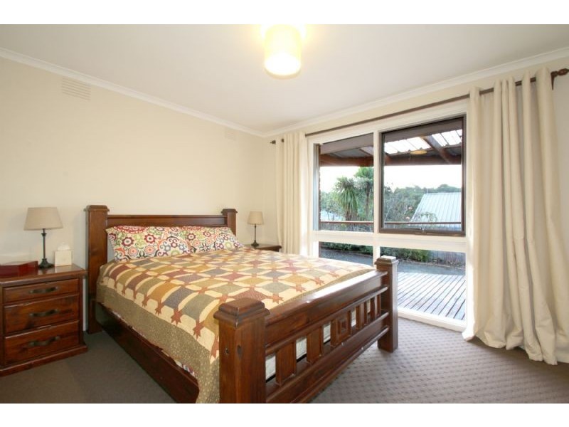 21 Balding Street, Mirboo North VIC 3871