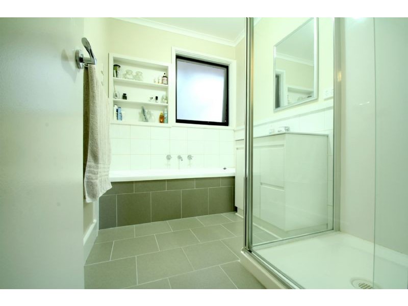 21 Balding Street, Mirboo North VIC 3871