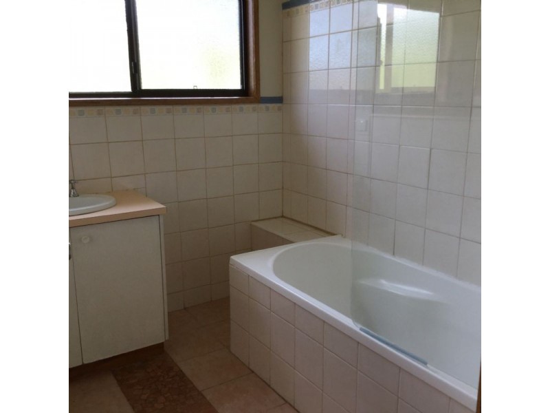 85 Peters Lane, Mirboo North VIC 3871