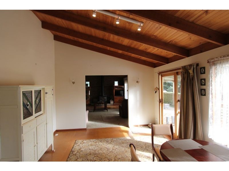 12 Golf Links Drive, Mirboo North VIC 3871