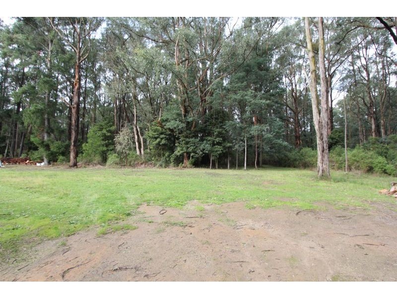 12 Golf Links Drive, Mirboo North VIC 3871